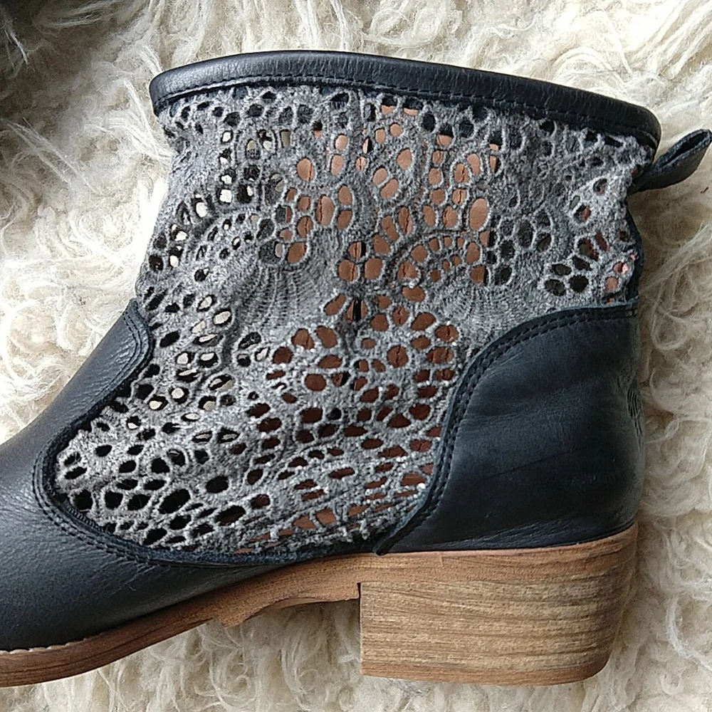 Musse & Cloud Ainhoa Anthropologie Leather Crochet Ankle Boots Black EU 39 US 8
